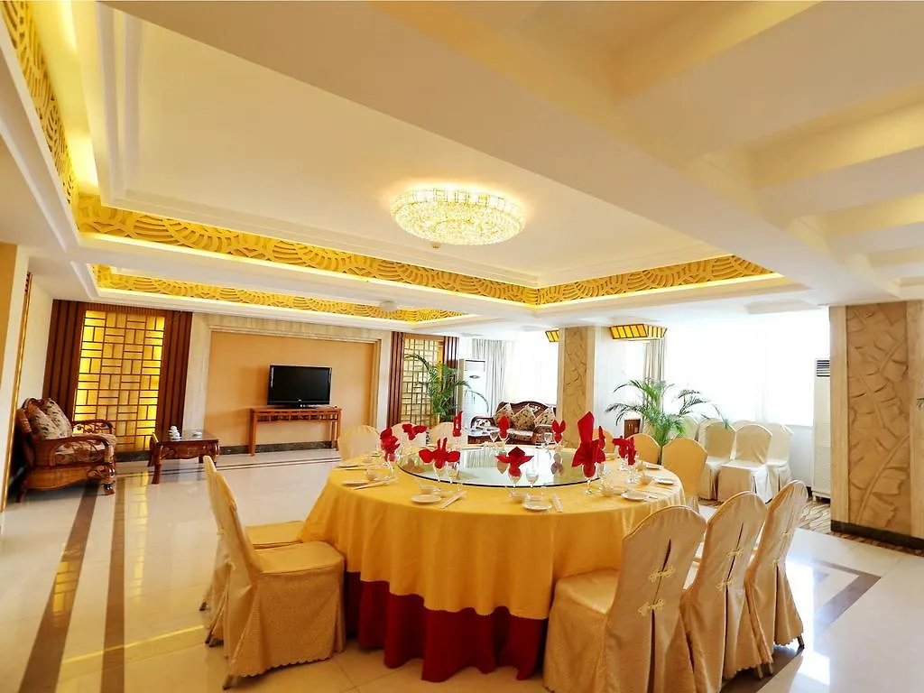 Palm Beach Resort & Spa Sanya