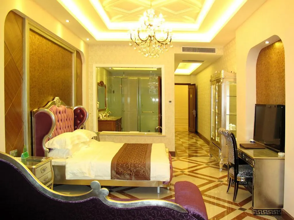 Palm Beach Resort & Spa Sanya