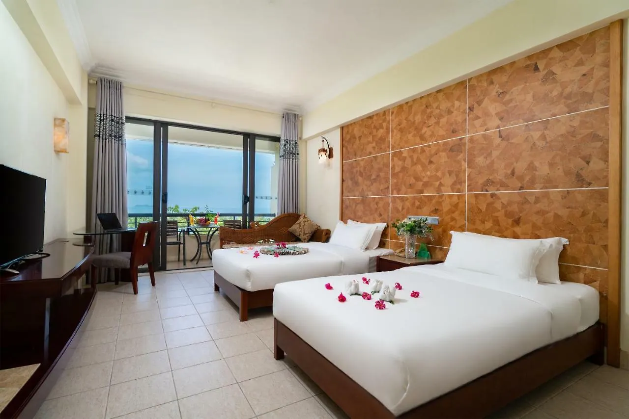 Palm Beach Resort & Spa Sanya